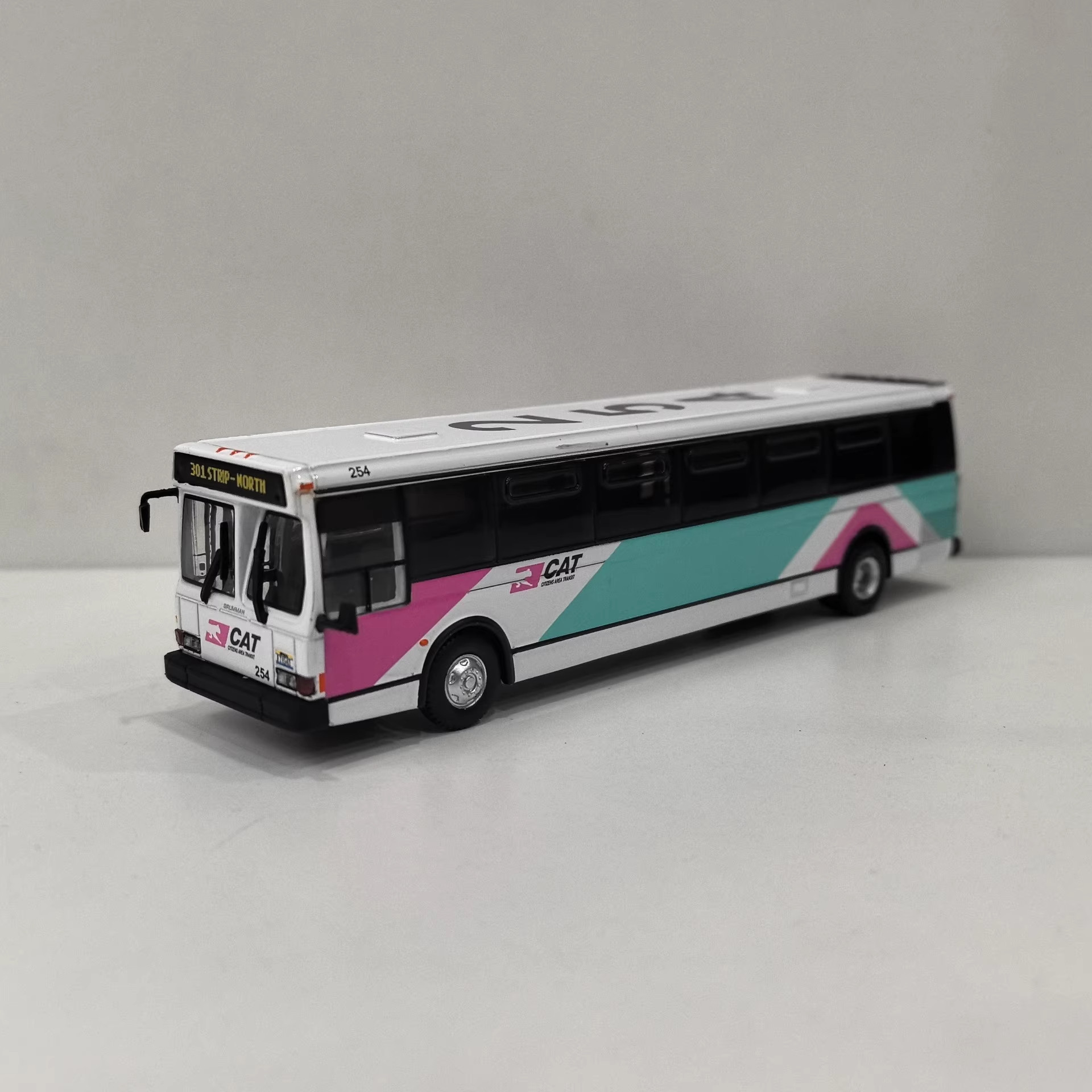Cat Toys - Diecast IR escala 1/87 HO GRUMMAN