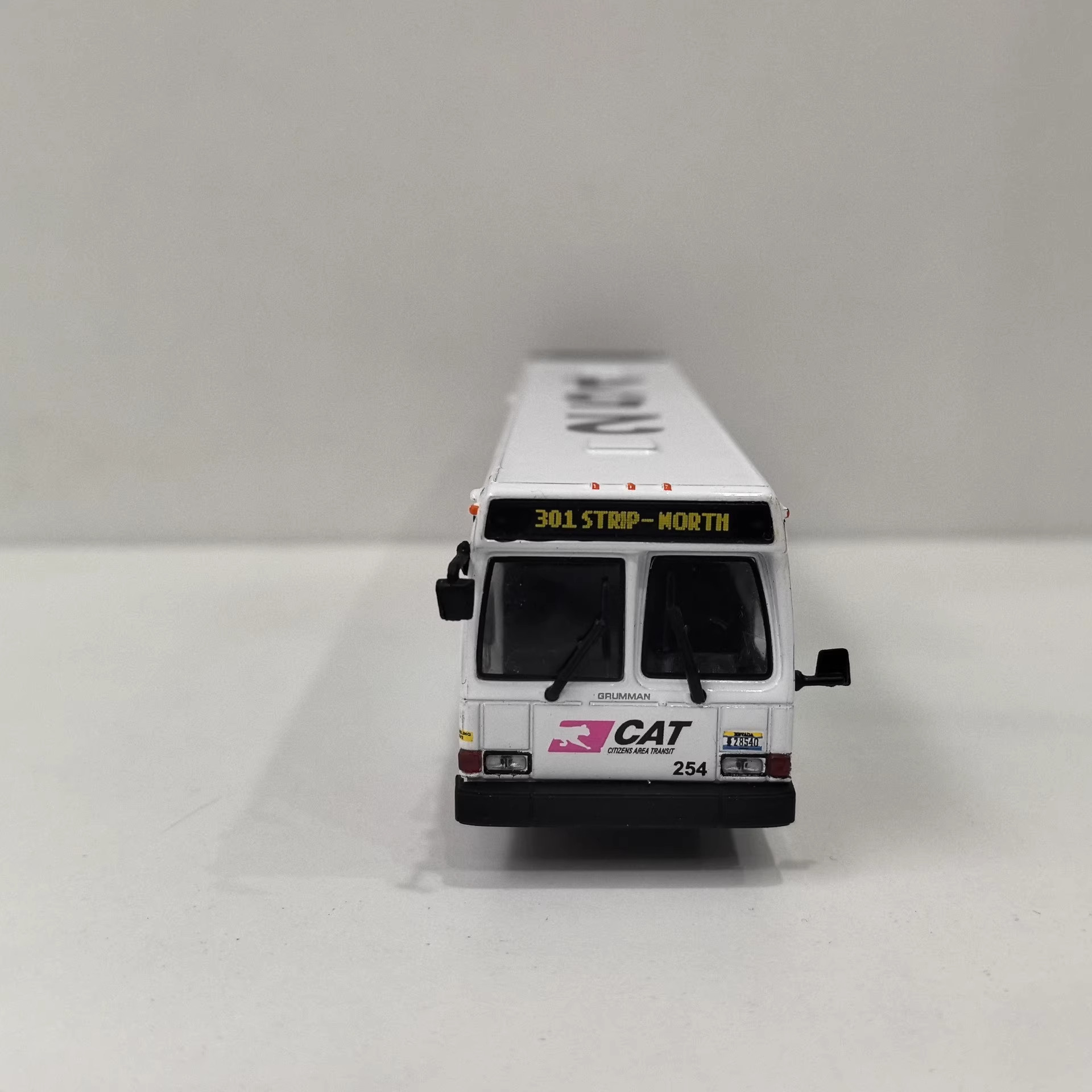 Diecast IR escala 1/87 HO GRUM - Cat Toys avaliação e preço